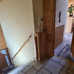 Chez Pewee, Beau Duplex En Ville, Parc Prive 아파트 Martigny