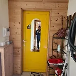 Chez Pewee, Beau Duplex En Ville, Parc Prive 아파트