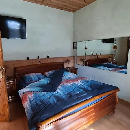 Chez Pewee, Beau Duplex En Ville, Parc Prive Martigny